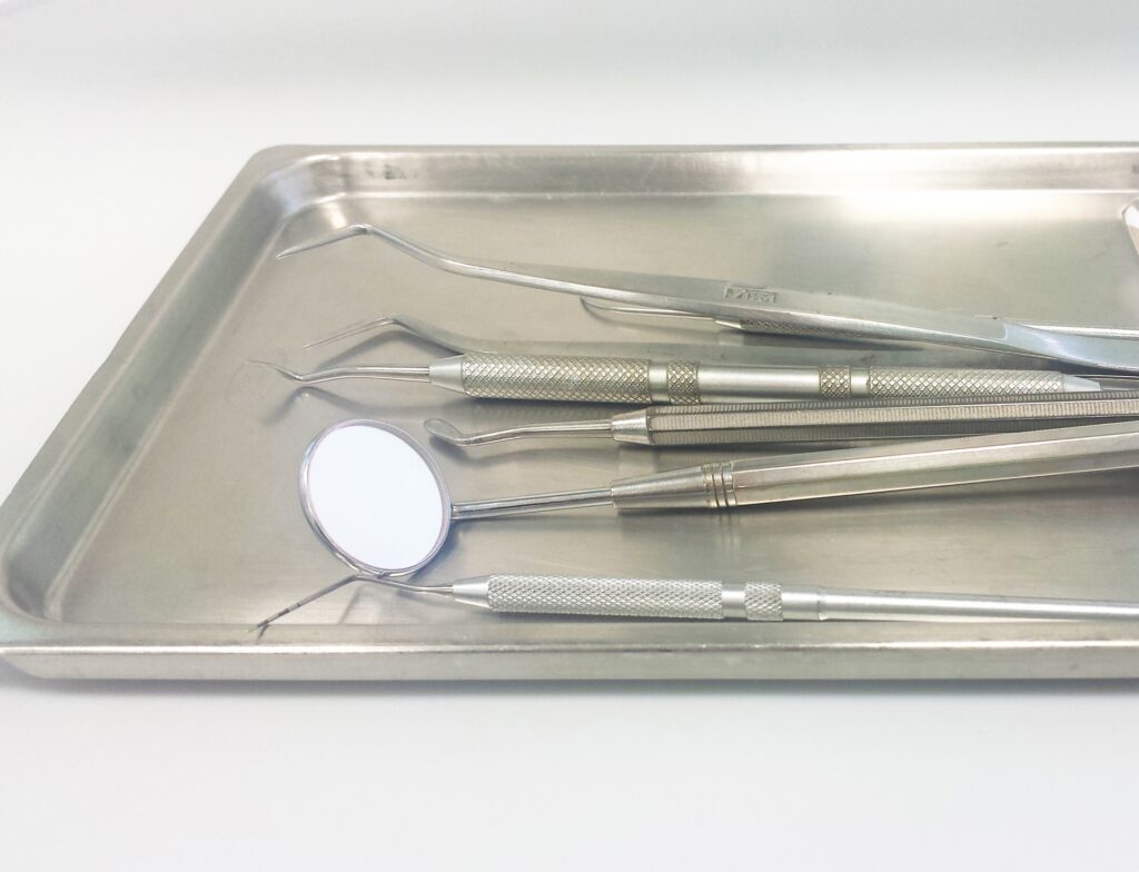 歯科医療器具