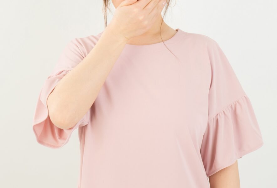 根管治療の仮蓋が取れたらどう対応するべき？仮蓋の役割や根管治療中のトラブルも解説